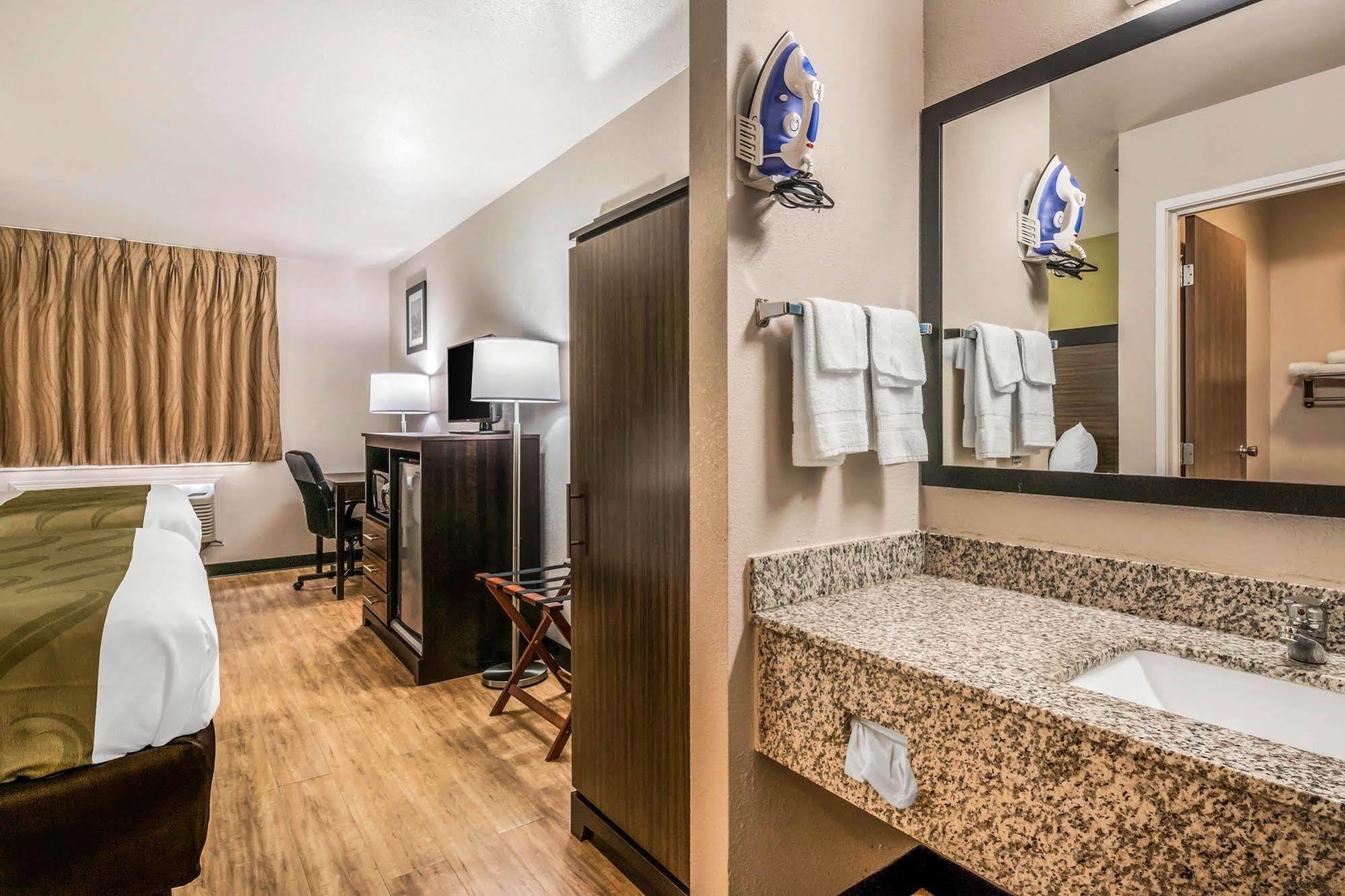 Motel 6 Lancaster, Pa 퍼틸러티 외부 사진